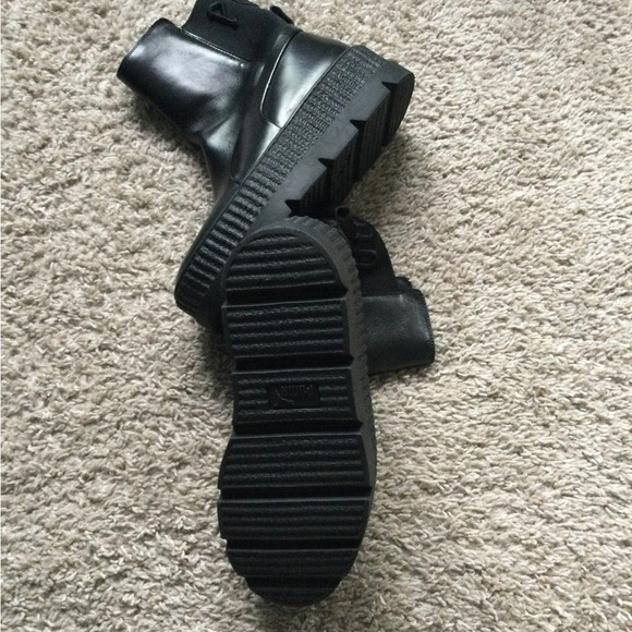 🔥🔥HOST PIC🔥🔥Platform Puma Boots - Picture 11 of 16